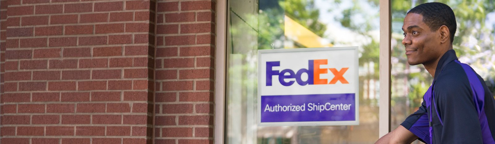 Fedex authorized ship center U got mail